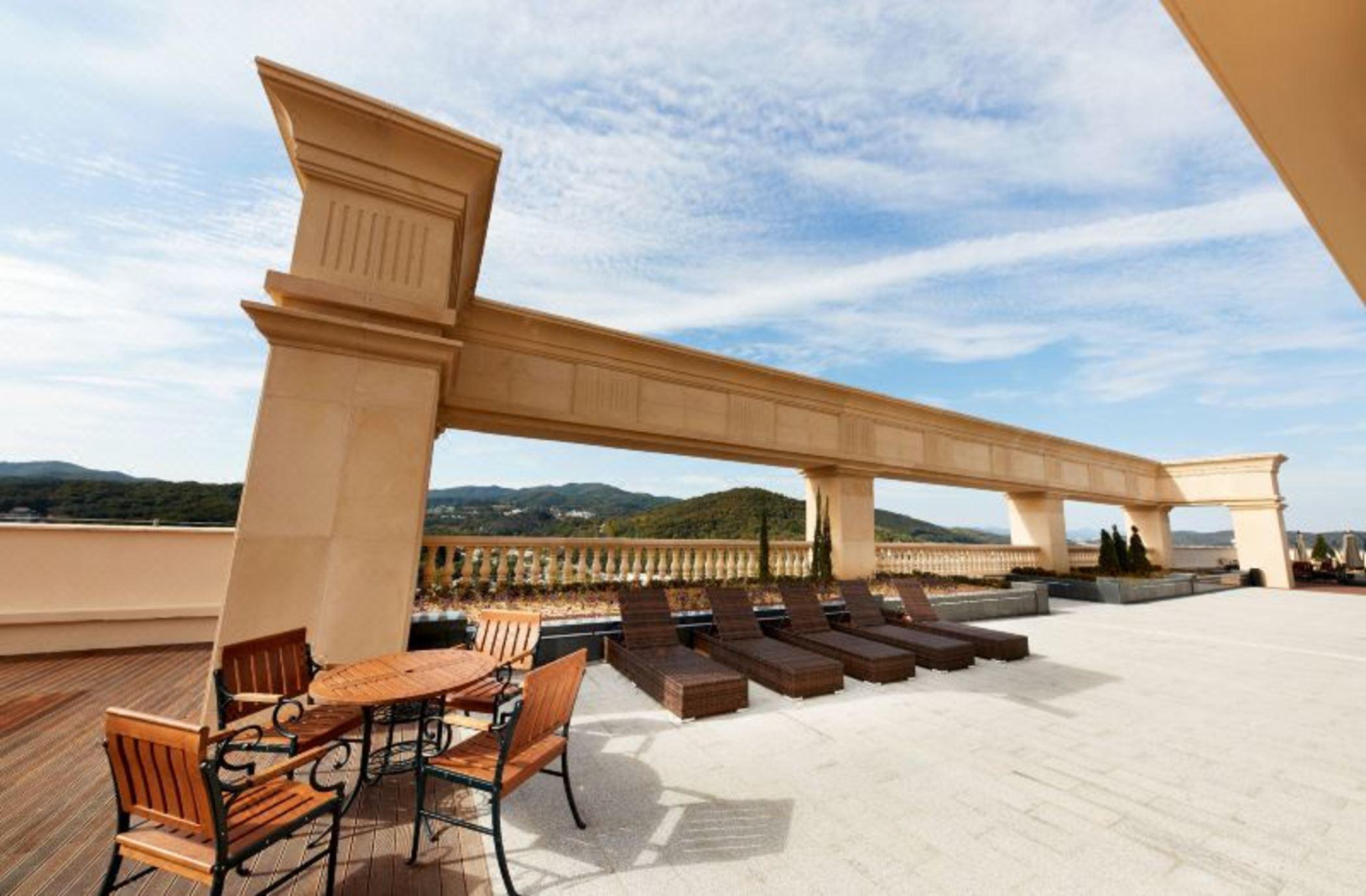 Ramada By Wyndham Yongin Hotel Exterior foto