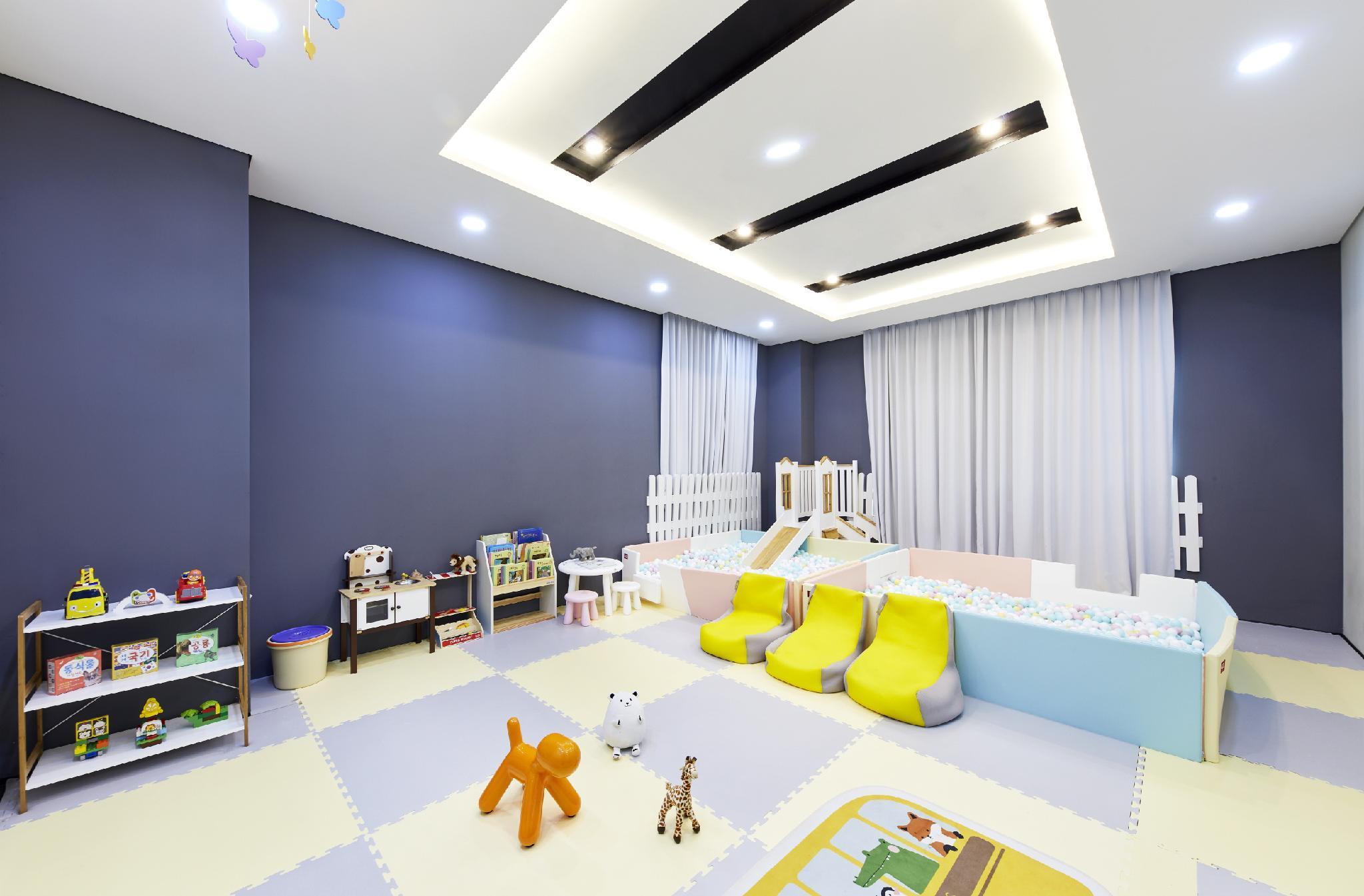 Ramada By Wyndham Yongin Hotel Exterior foto