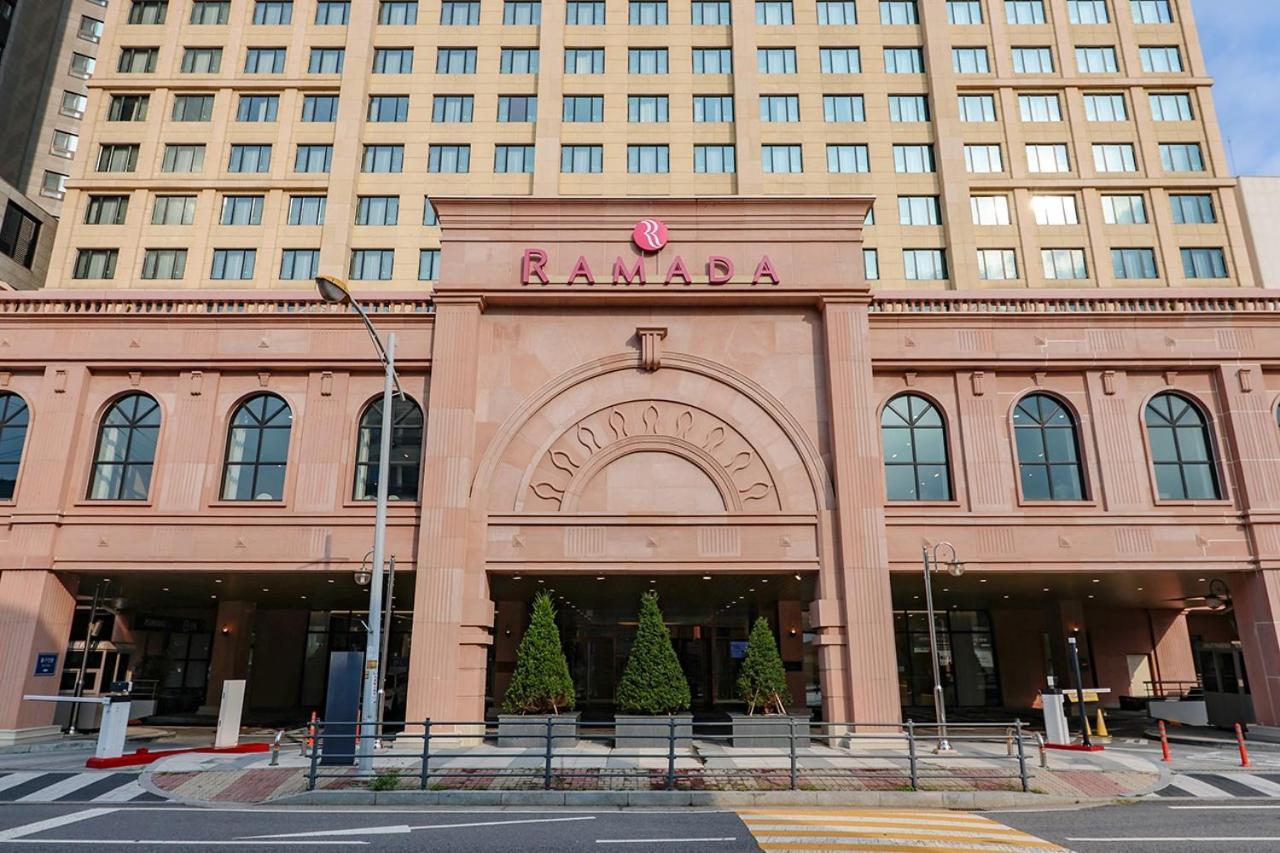 Ramada By Wyndham Yongin Hotel Exterior foto